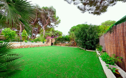 Herverkoop - Villa -
Dehesa de Campoamor