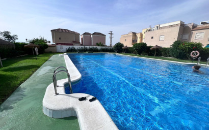 Resale - Apartment -
Torrevieja - El Limonar